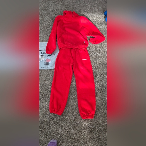 Comfrt Tops - Red COMFRT SET